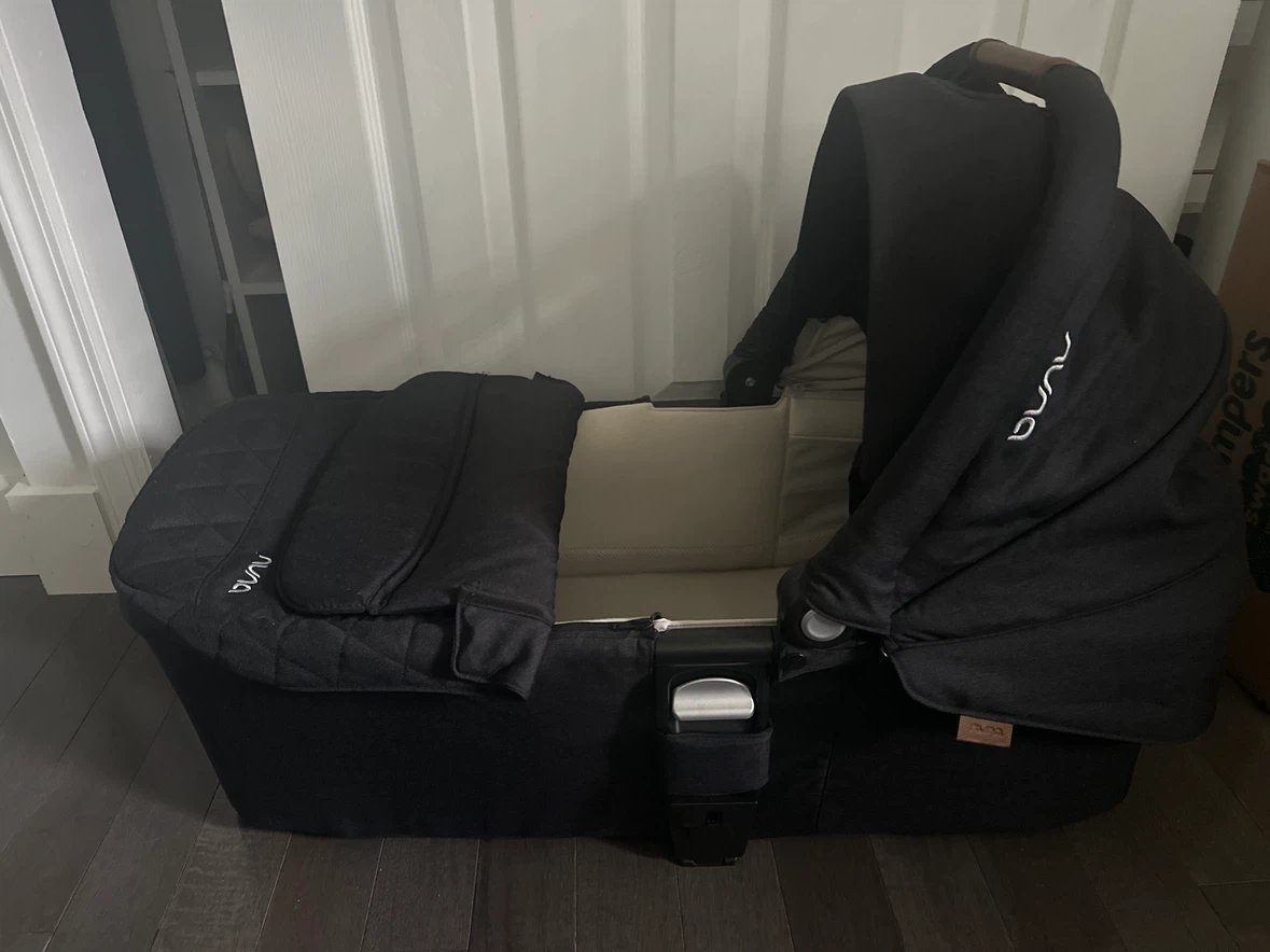 Nuna Bassinet and Base Stand - photo 2