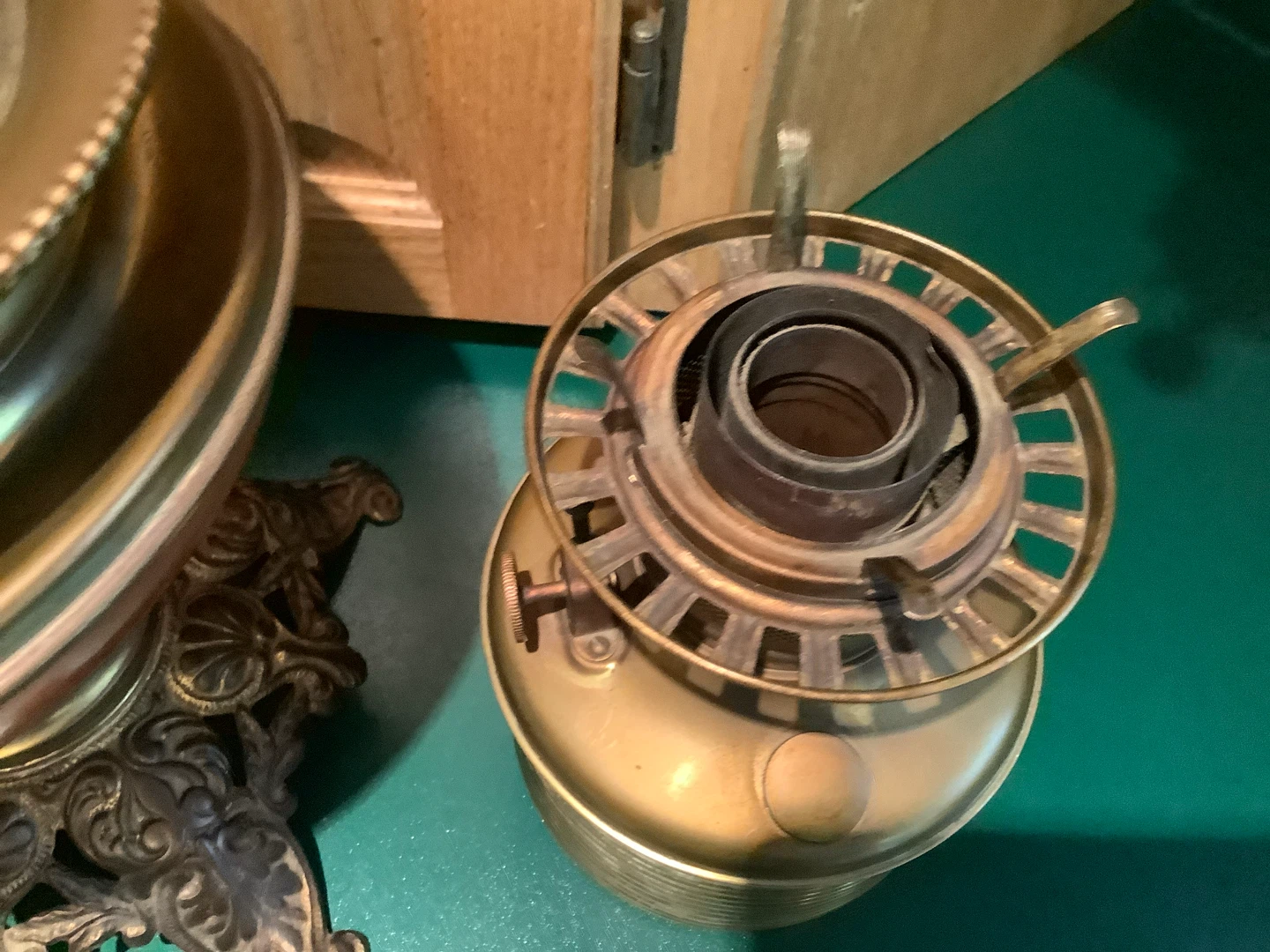 Antique Victorian Parlor/Table Kerosene/Oil Lamp 🐞 - photo 4