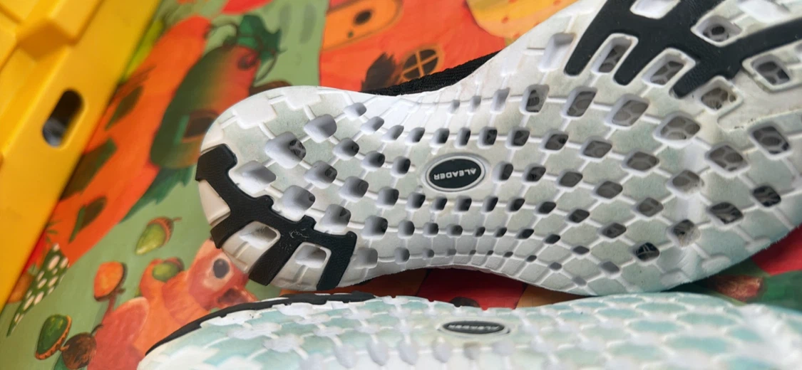 ALFA-ADEX Black Knit Shoes - photo 3