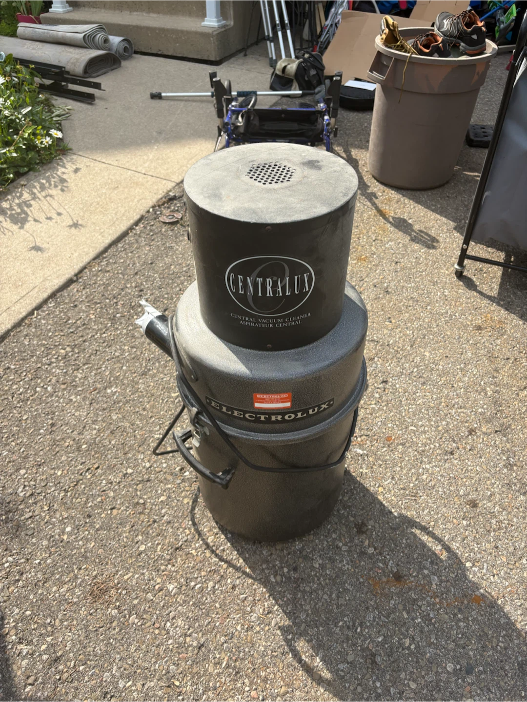 Centralux Electrolux Central Vacuum Cleaner - photo 2