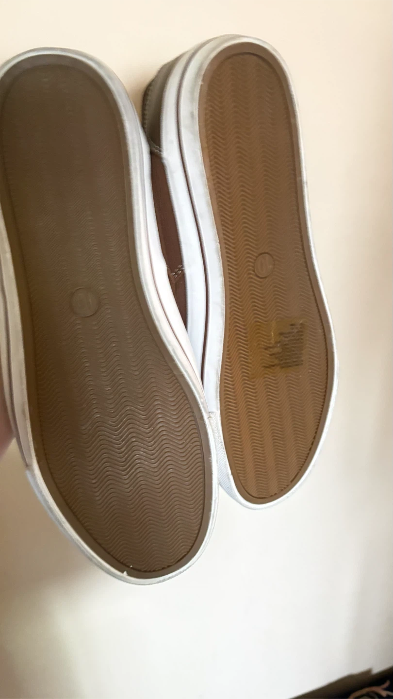 Brand new Joe Fresh Men's Brown Canvas Shoes Size 10 - photo 4