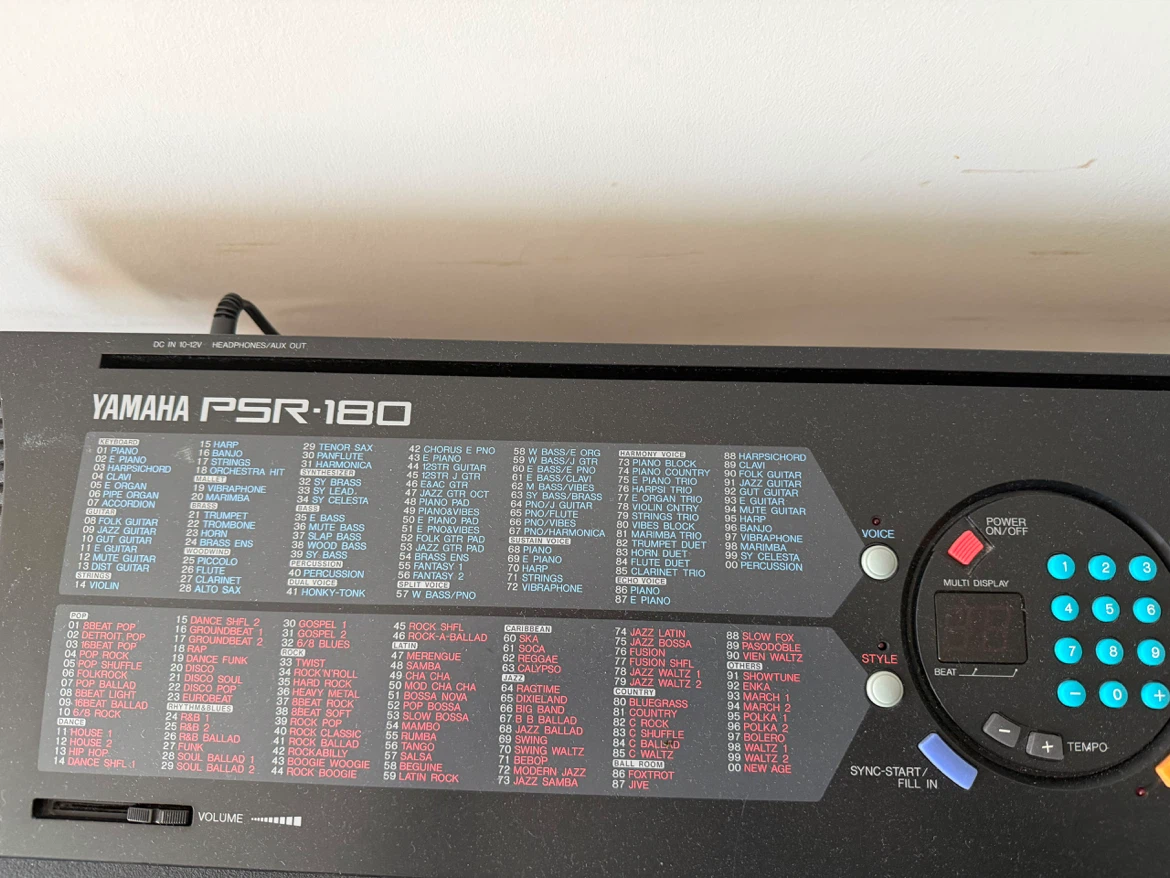 Yamaha PSR-180 Electronic Keyboard with Stand - photo 3