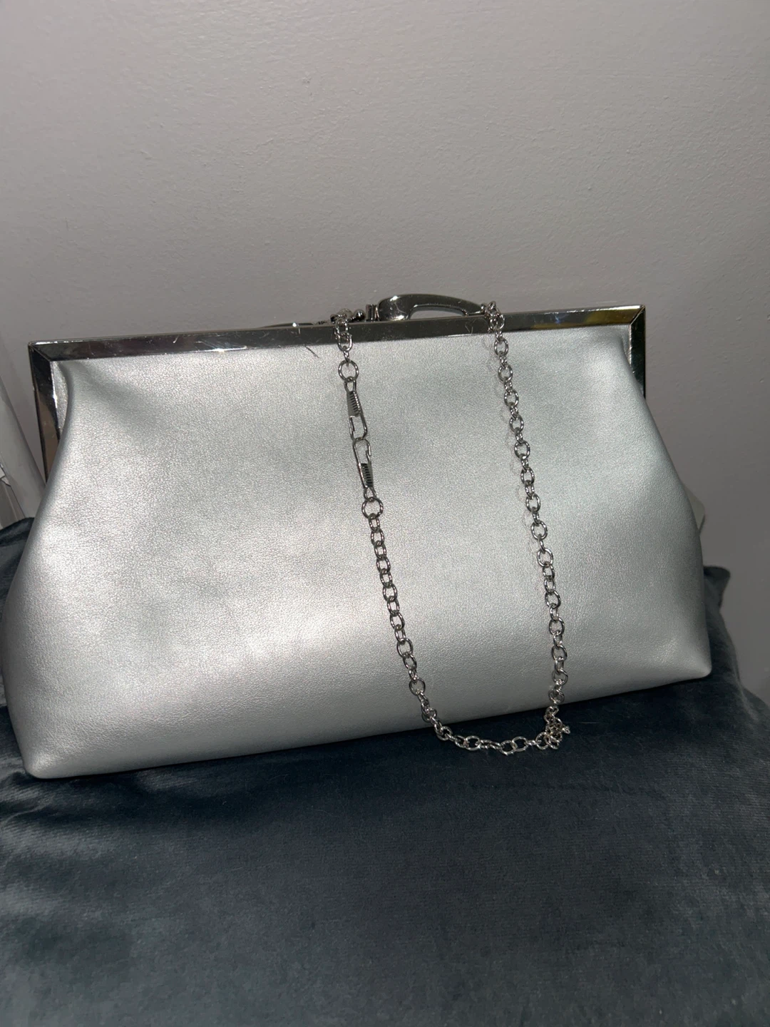 Silver clutch with chain strap - photo 2