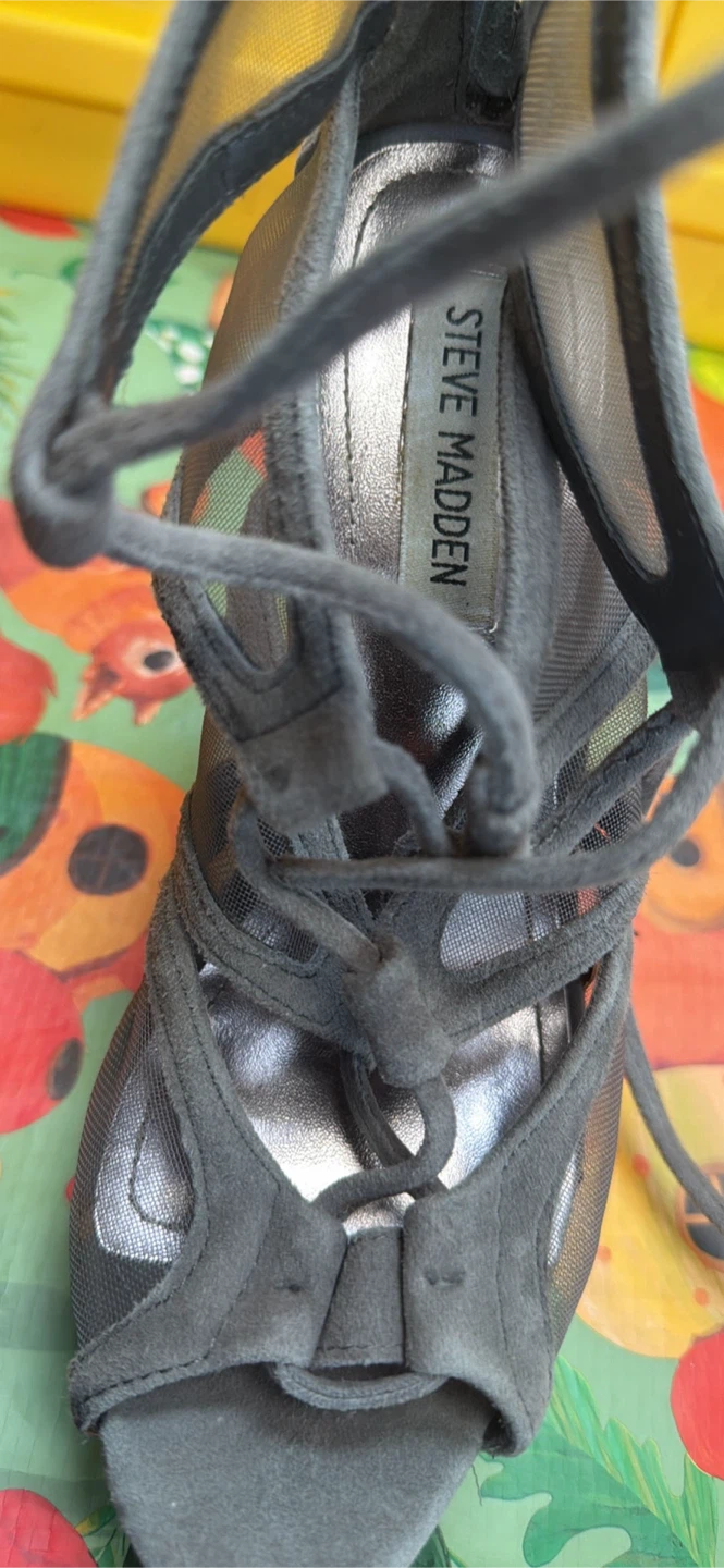 Steve Madden Grey Mesh Lace-Up Heels Size 6.5 - photo 2