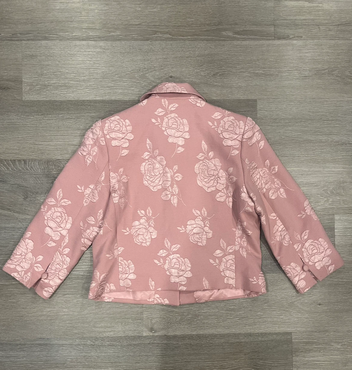 Origins Pink Rose Brocade Suit Set - photo 3