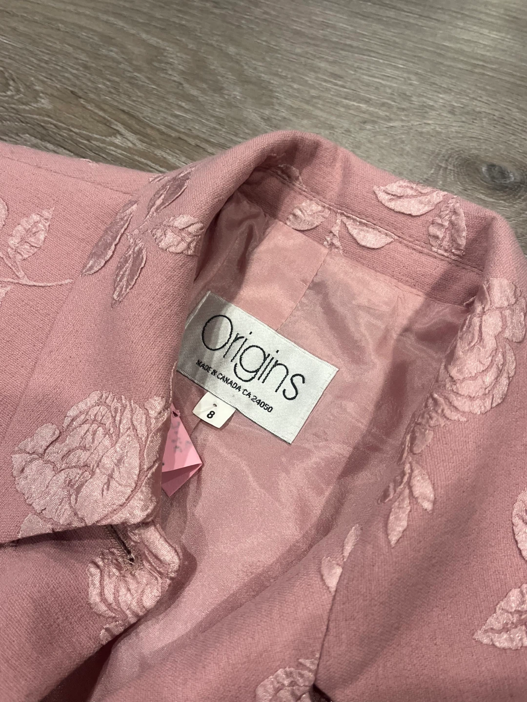 Origins Pink Rose Brocade Suit Set - photo 4