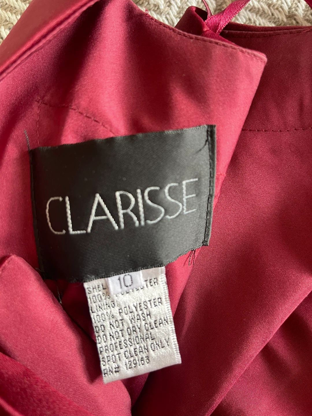 Designer Clarisse Red Gown Size 10 - photo 2