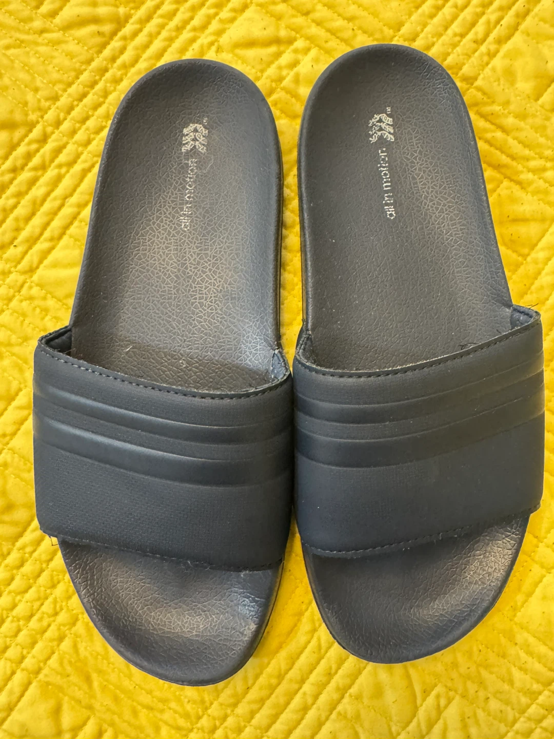 All in Motion Blue Men Slides Size 10