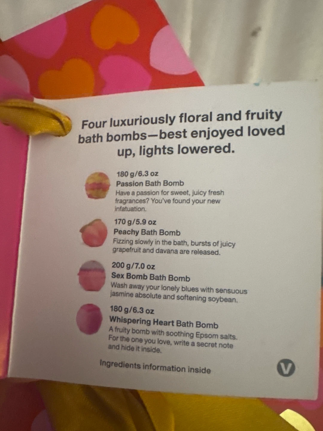 LUSH Bear Hugs Bath Bomb Set - photo 4