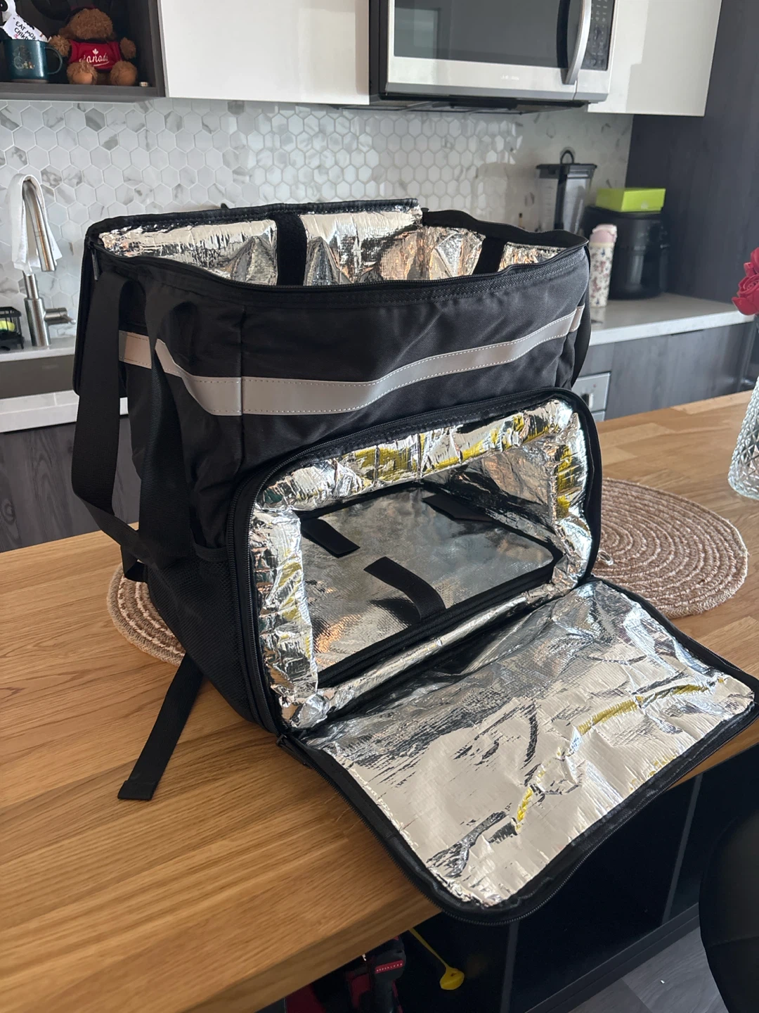 Black Insulated Delivery Bag with Reflective Strips - photo 3