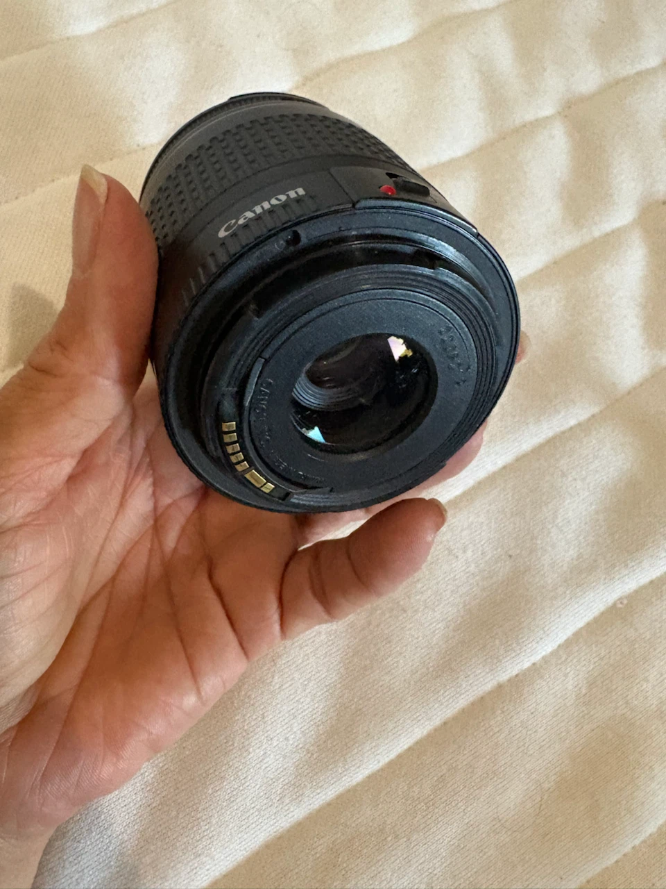 Canon EF 28-80mm f/3.5-5.6 Zoom Lens - photo 2