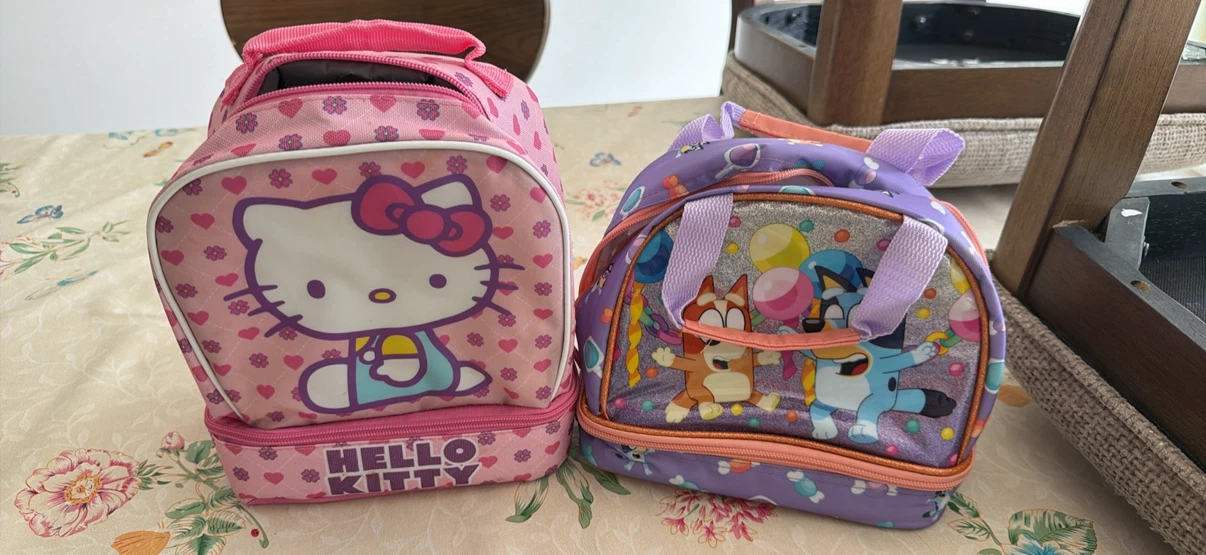 Hello Kitty & Bluey Lunch Bags - 2 Pack - photo 4