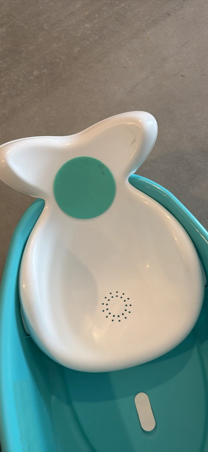 Fisher-Price Whale Baby Bath Tub - photo 2