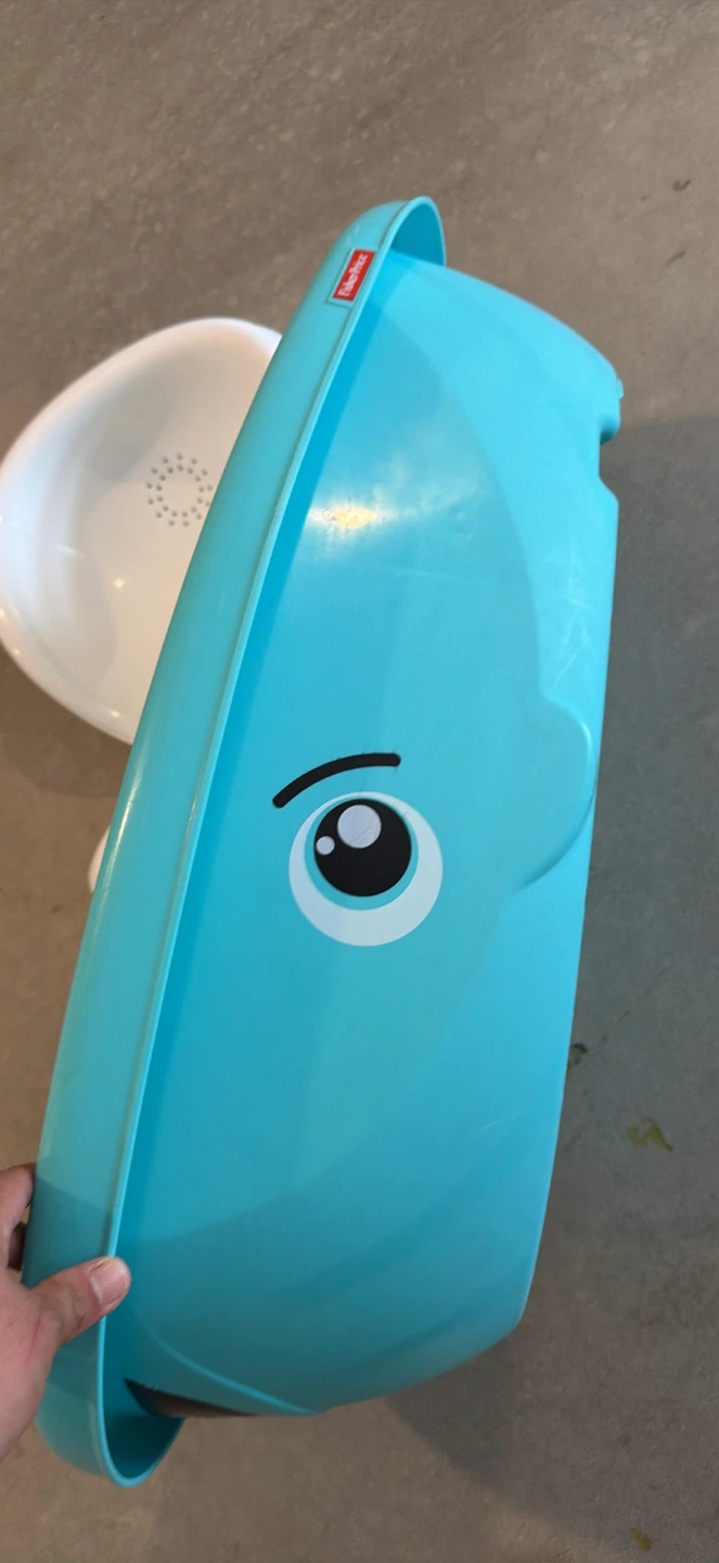Fisher-Price Whale Baby Bath Tub - photo 4