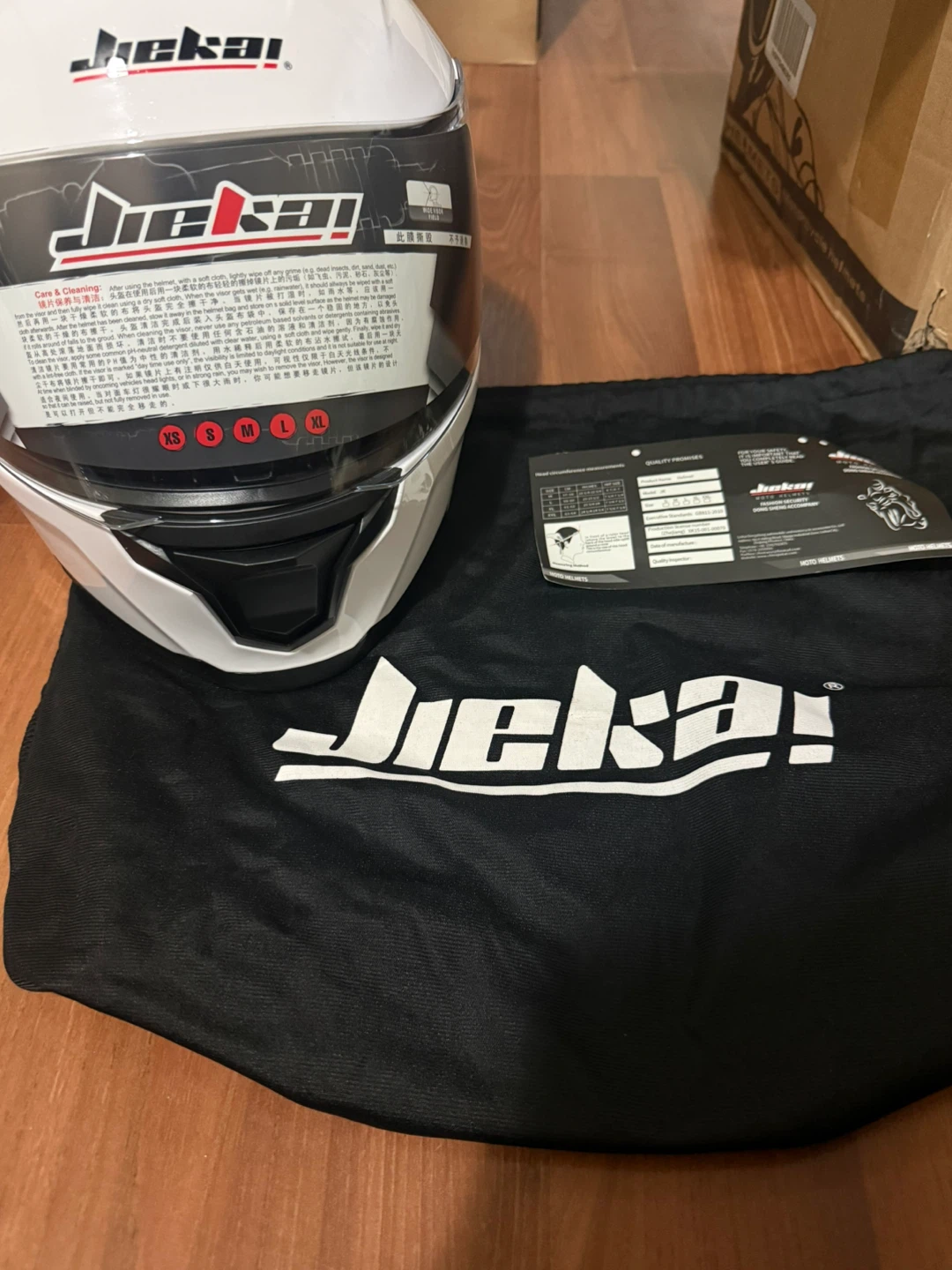 Jiekai White Full Face Motorcycle Helmet - XL