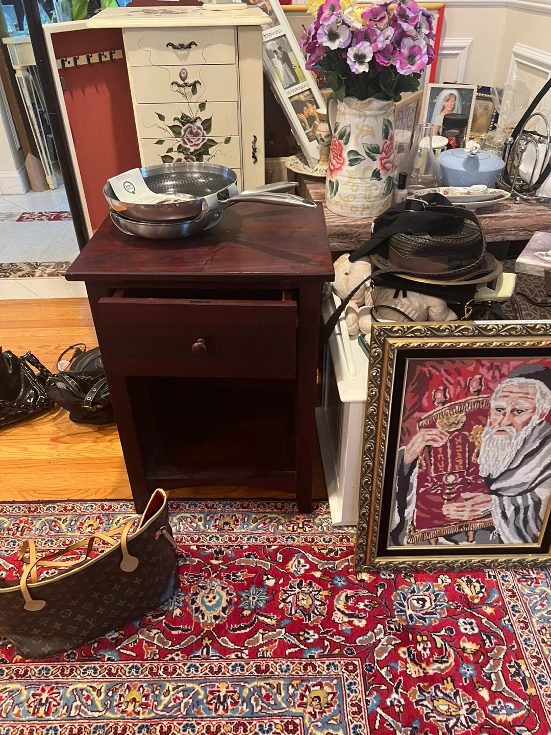 Quality items, different prices - photo 4