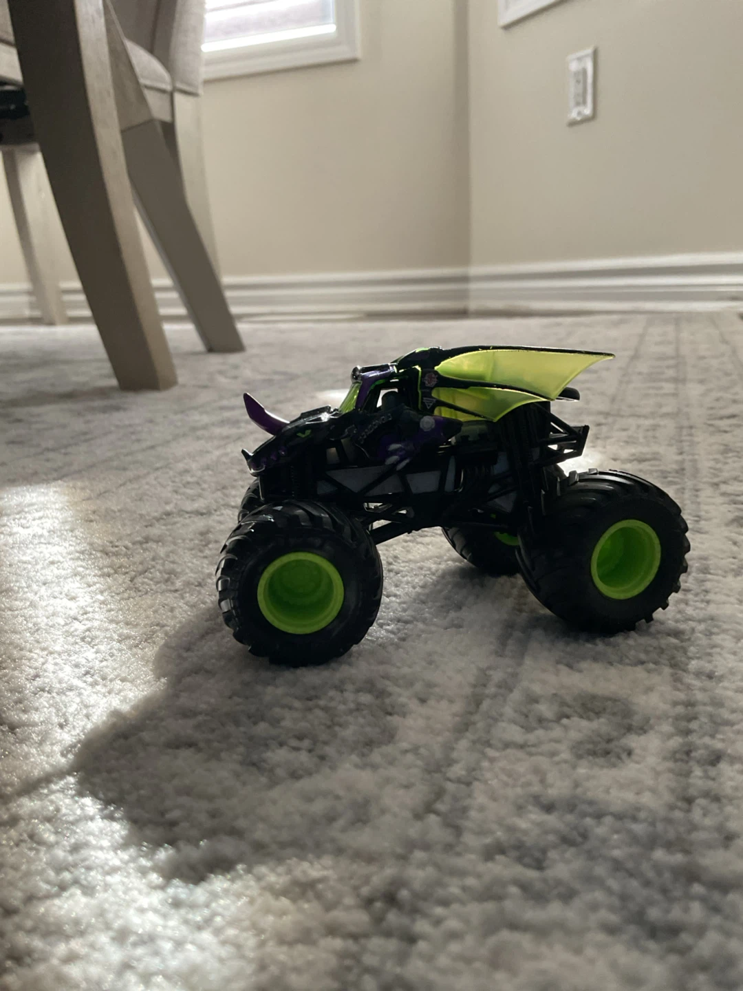 Monster Jam Grave Digger Toy Truck - photo 3