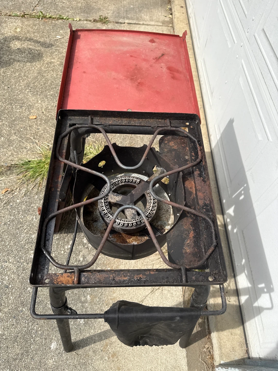 Portable Propane Camp Stove with Griddle - photo 2
