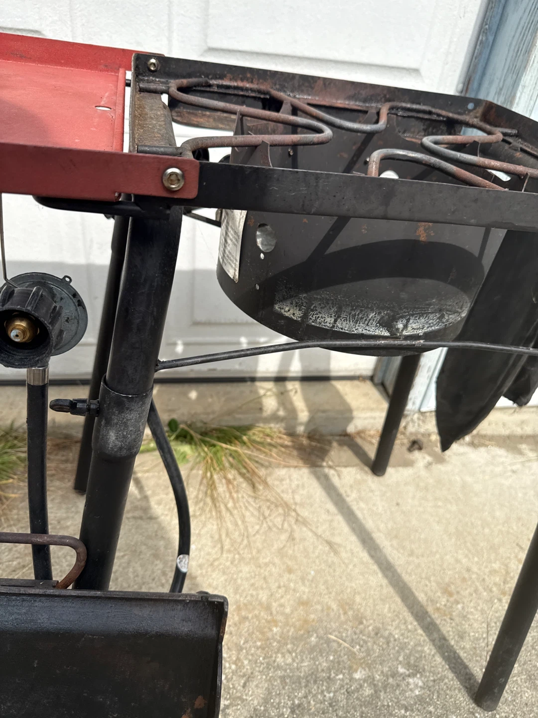Portable Propane Camp Stove with Griddle - photo 4