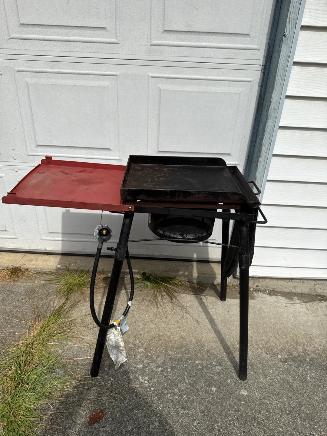 Portable Propane Camp Stove with Griddle - photo 5