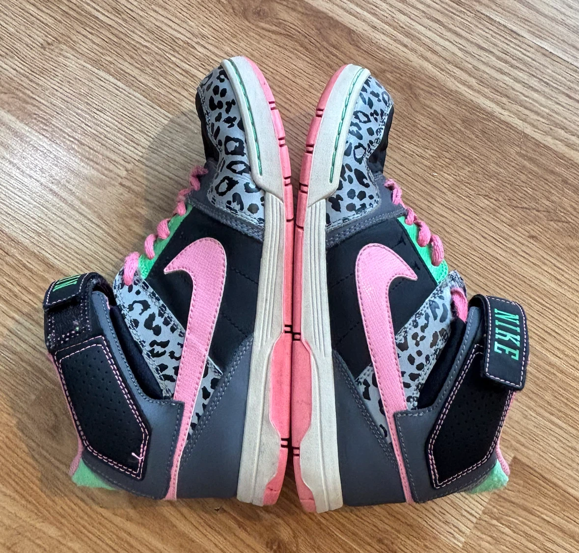 Nike Air sneakers (6Y) - photo 3