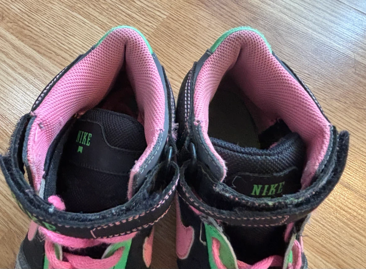 Nike Air sneakers (6Y) - photo 5