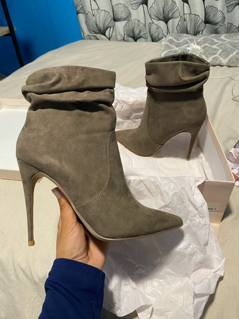 Bootie/ Stilettos