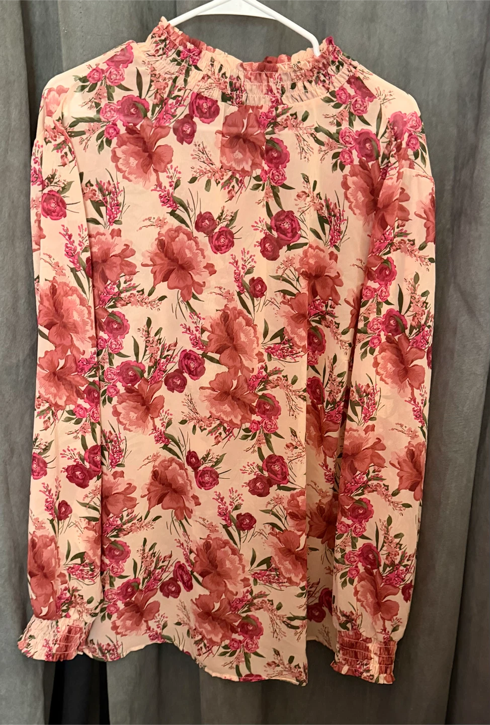 NWT size 3X Torrid Women's Floral Chiffon Smocked Blouse - photo 4