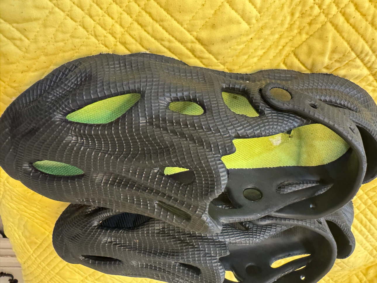 Black Croc-style Clogs - photo 5