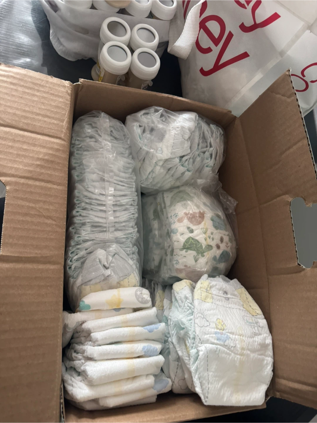 Similac NeoSure infant formula bundle with diapers - photo 3