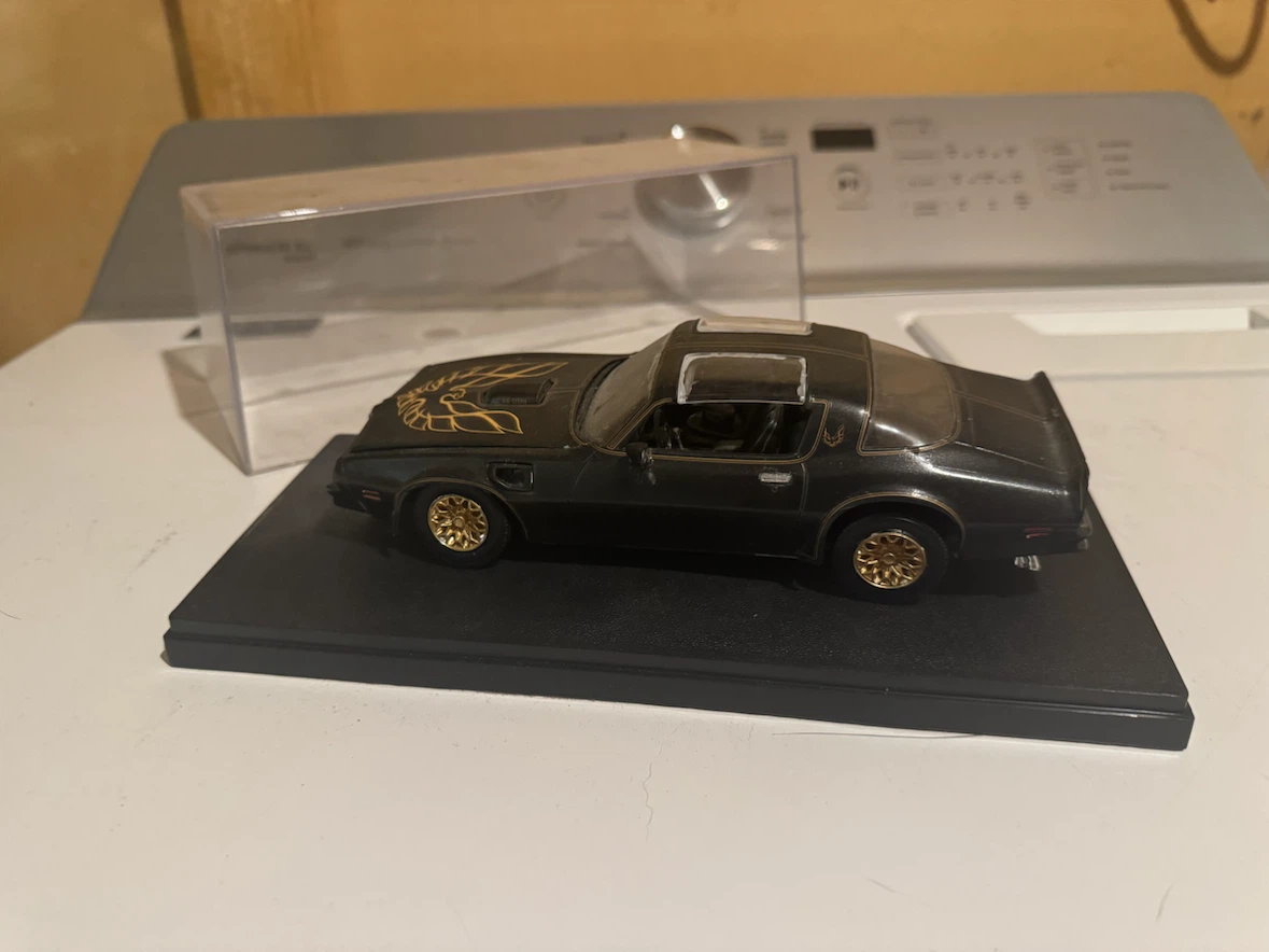 Smokey and the Bandit Trans Am with showcase