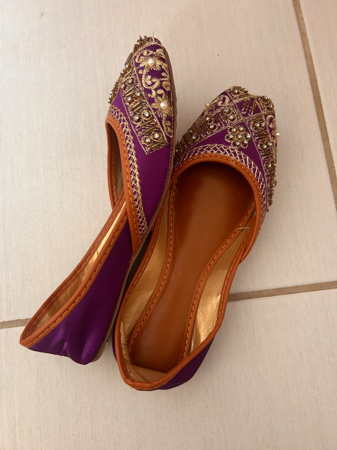 Embellished Purple Juttis - photo 2