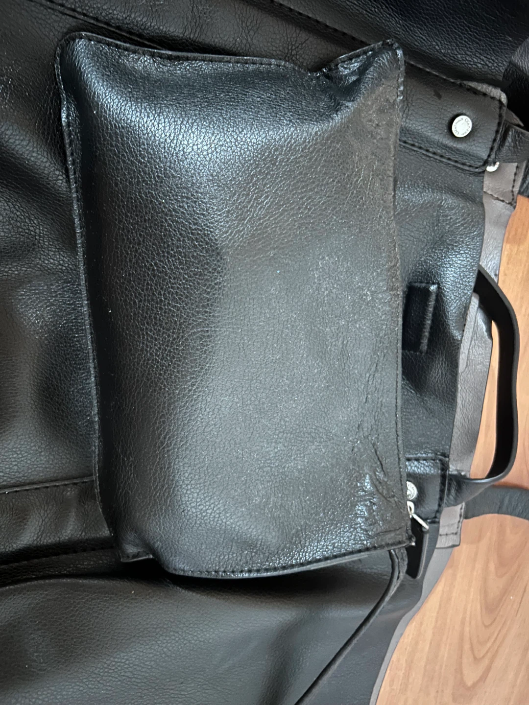 Calvin Klein Black Tote Bag with makeup bag - photo 5