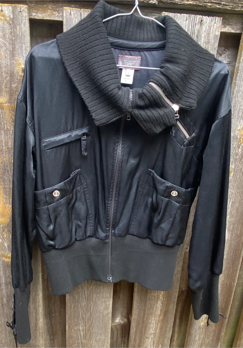 Biscote Black Jacket, Size Medium