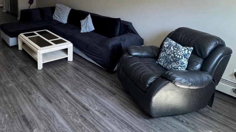 Sectional fabric sofa