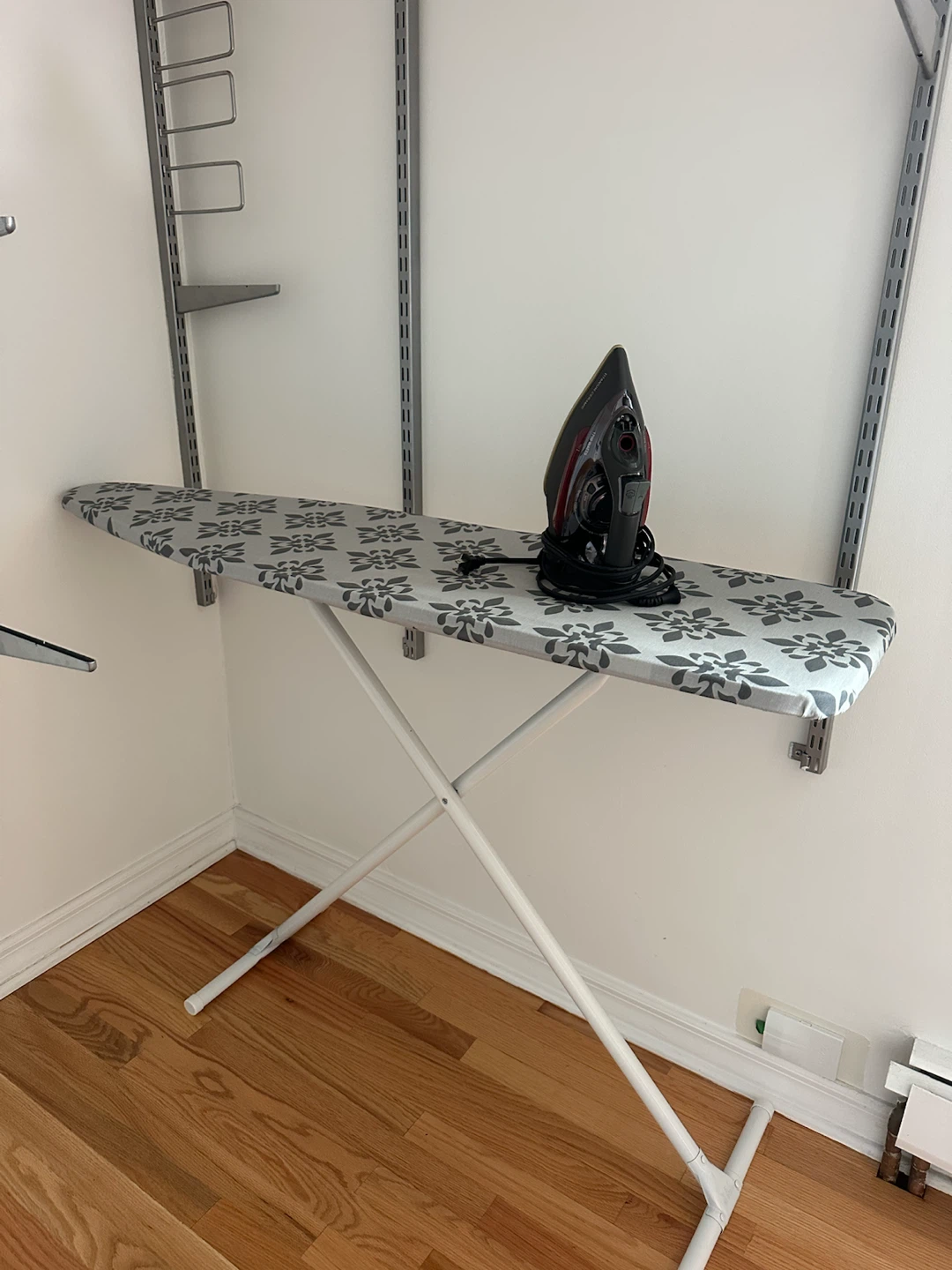 Ironing Board and Steam Iron Set