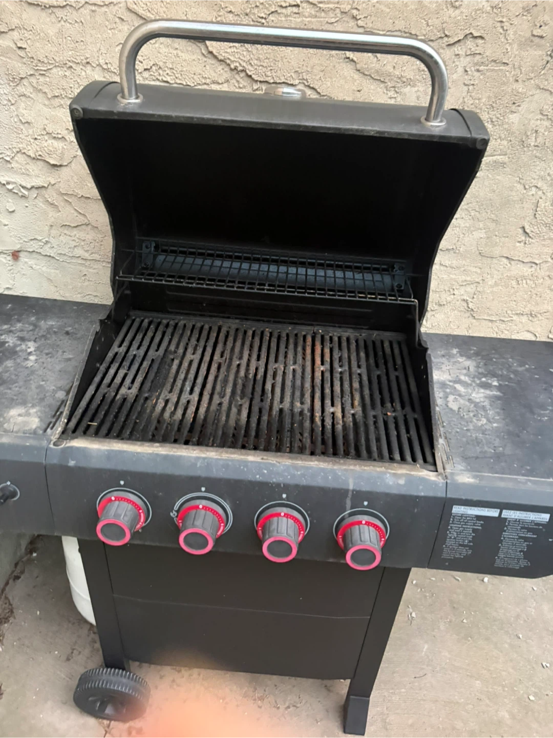 Master Chef 4-Burner Propane Grill - photo 2