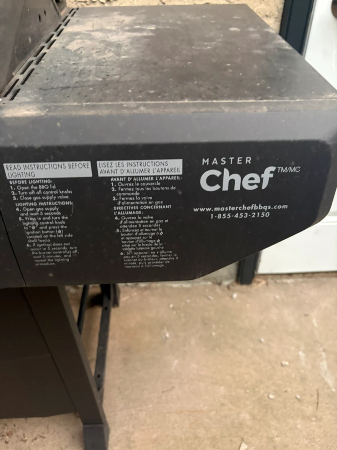 Master Chef 4-Burner Propane Grill - photo 3