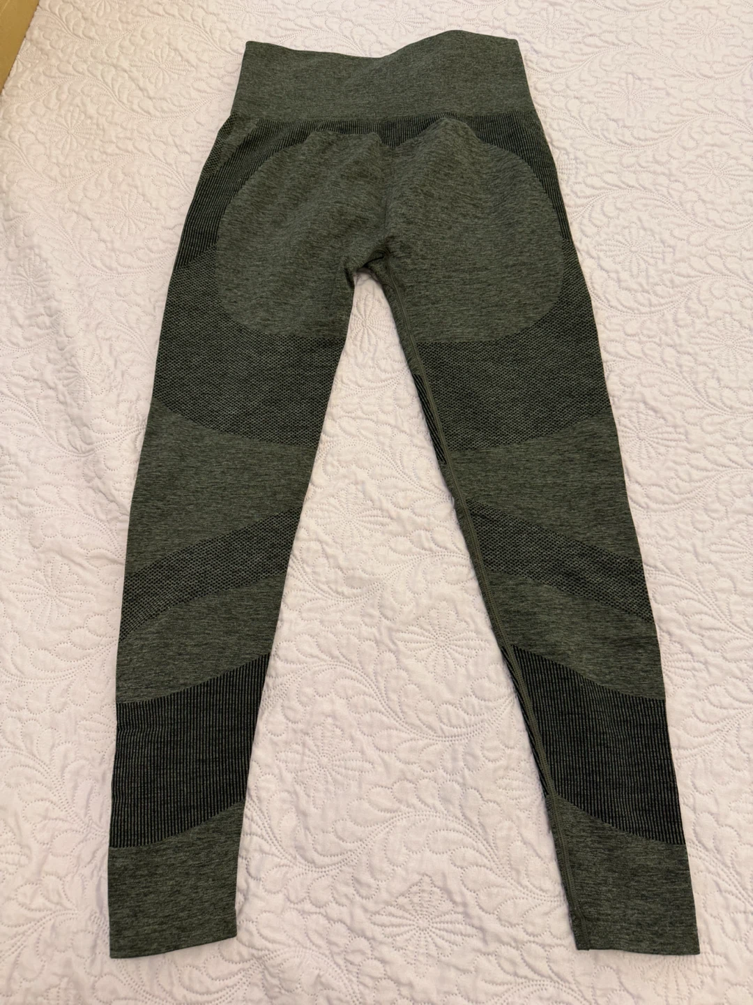 Grey Athletic Leggings - photo 2