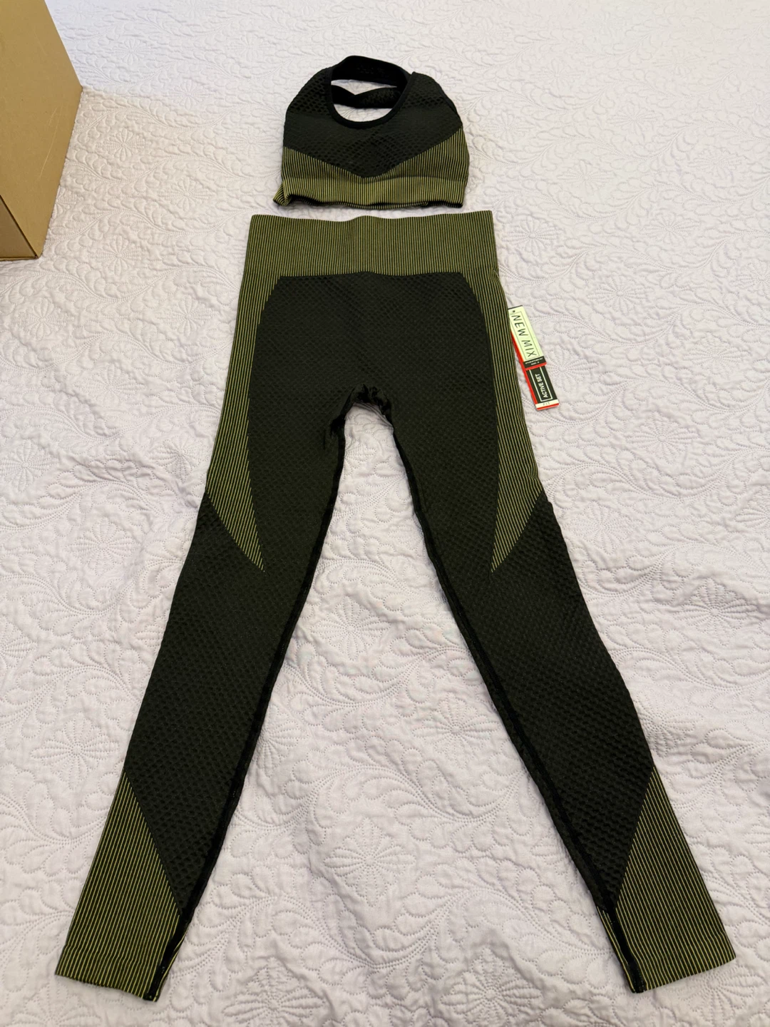NEW MIX Activewear Set - Sports Bra & Leggings