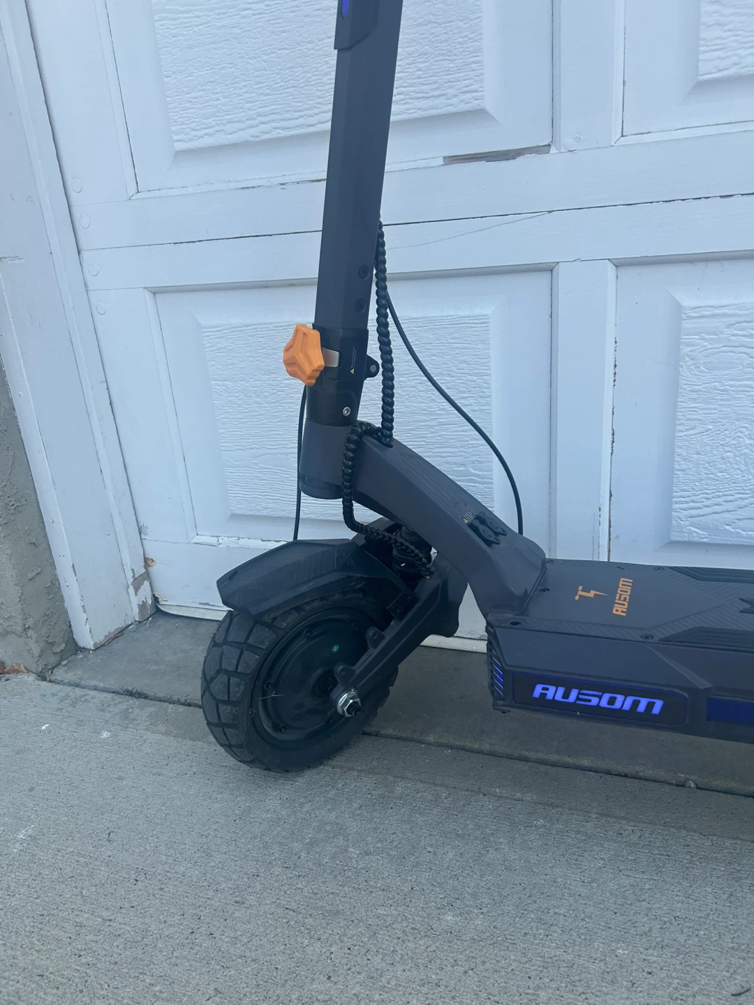 Ausom DT2 Pro Electric Scooter - photo 2