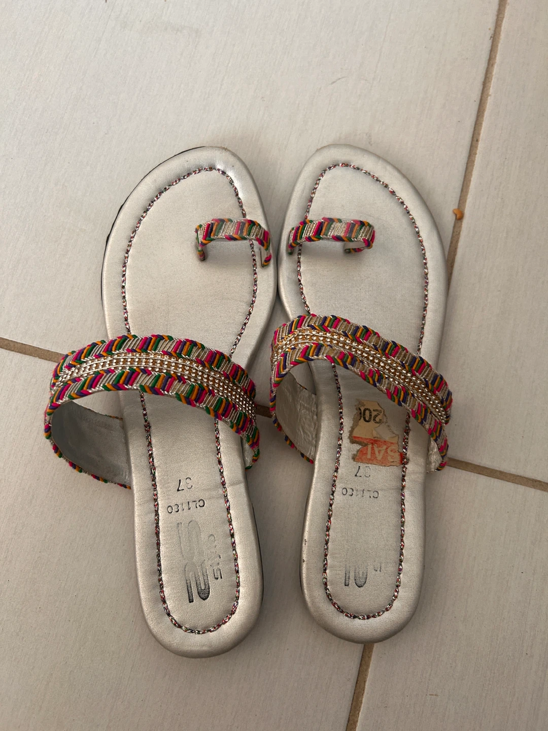 Women's Embellished Flat Sandals Size 37