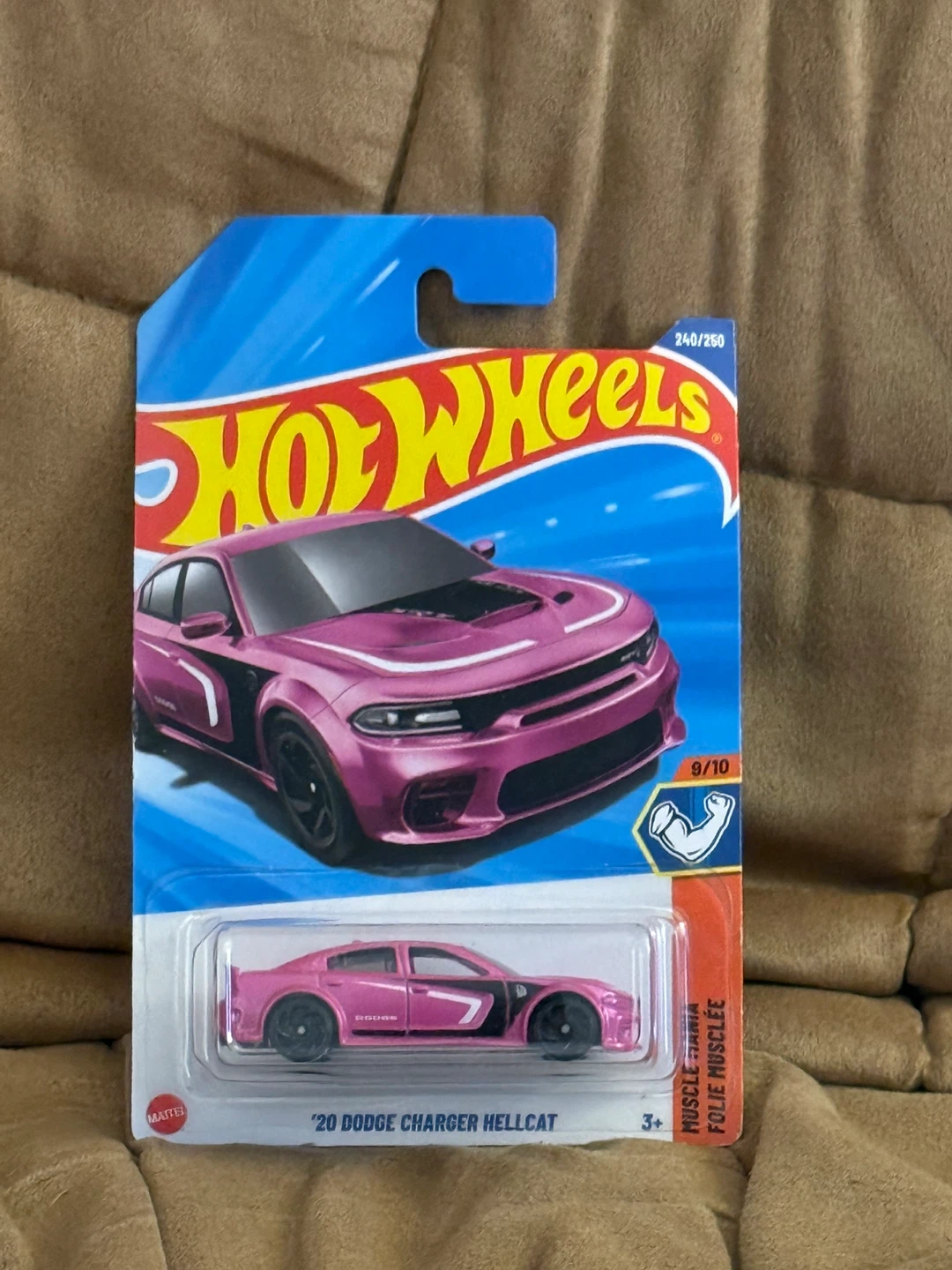 Hot Wheels 20 Dodge Charger Hellcat set - photo 2