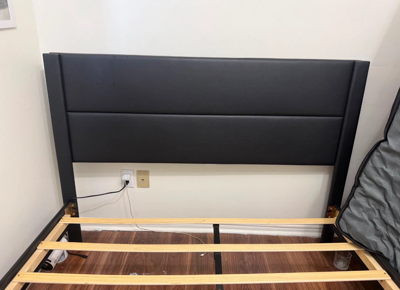 Black upholstered platform bed frame with headboard - photo 2