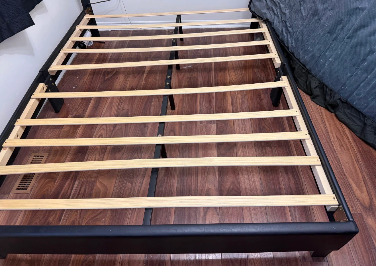 Black upholstered platform bed frame with headboard - photo 4