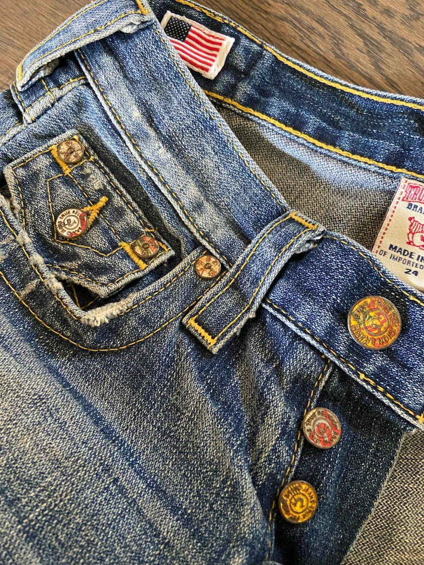 True Religion Shorts Y2K Low Rise Distressed Denim USA 24 - photo 4