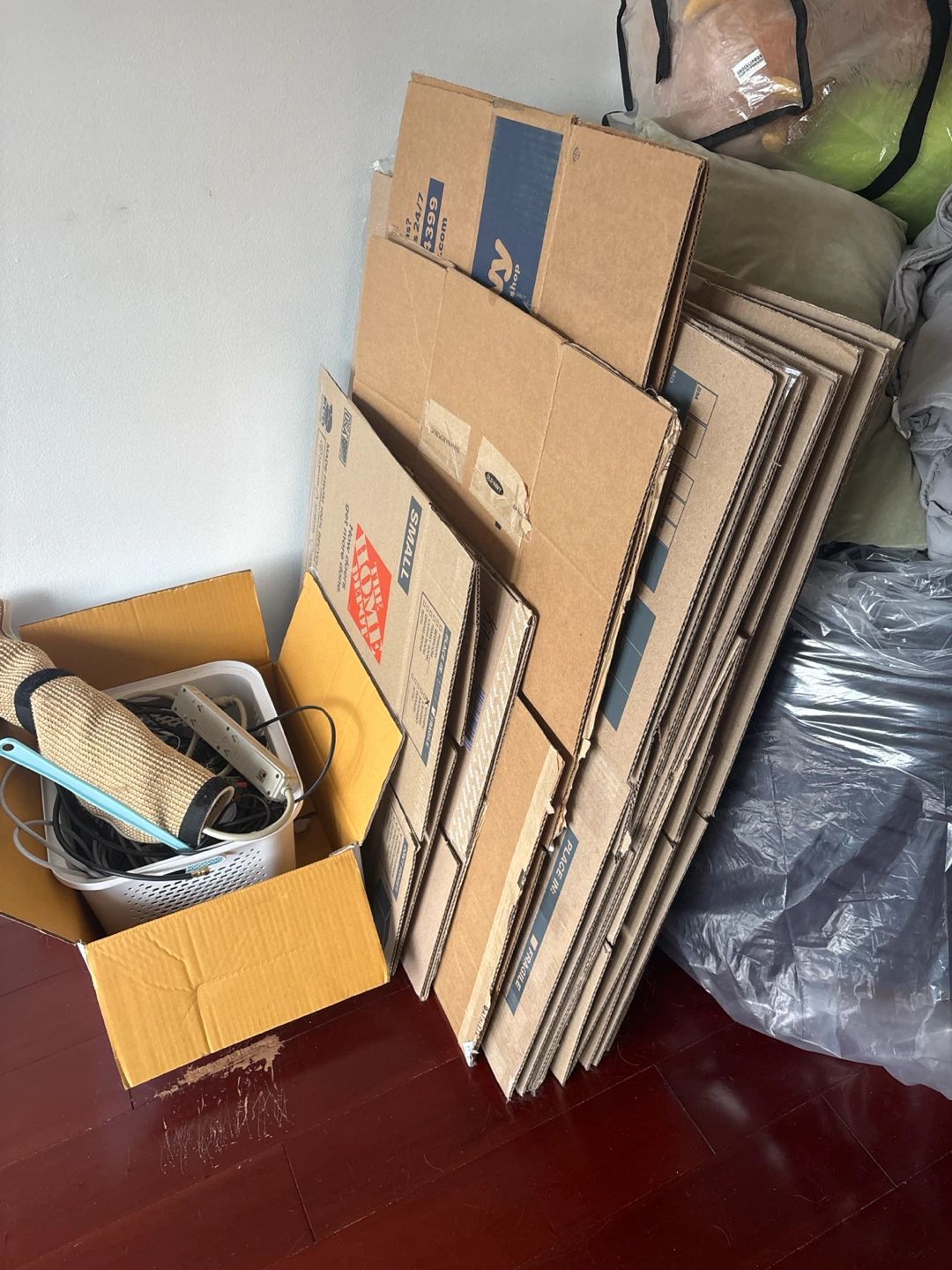 Moving Boxes - Various Sizes