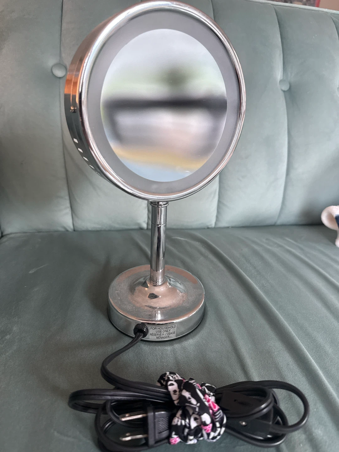 Lighted Vanity Mirror