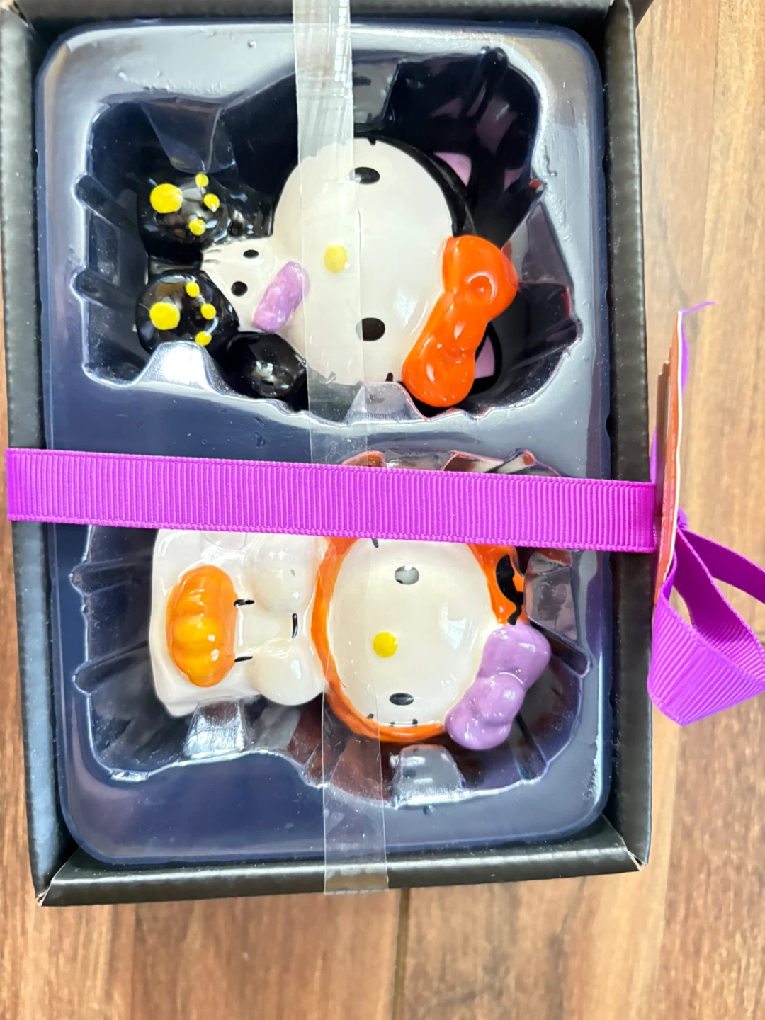 Halloween Hello Kitty Salt & Pepper Shakers Set - photo 5