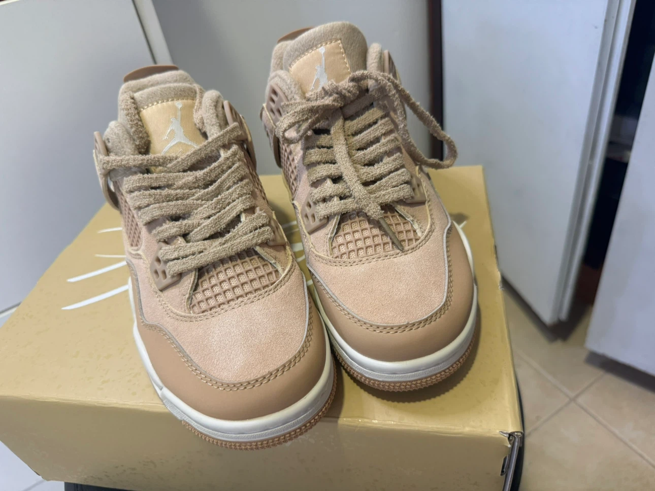 Air Jordan 4 Retro Shimmer Size 7.5